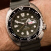 Seiko Turtle King Waffle Army Green Automático SRPE05 - Image 7