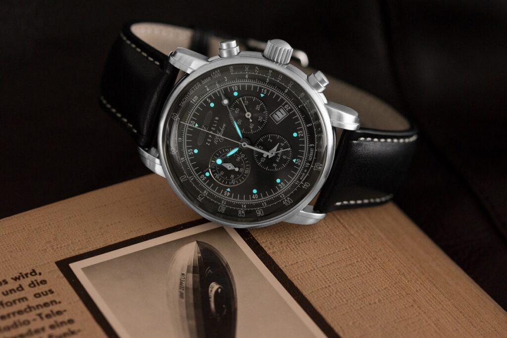 Orologio Zeppelin 100 Years Edition 8670-1, Uomo, Al Quarzo, Cassa Acciaio 42mm, Cinturino Pelle Coccodrillo Marrone