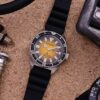Citizen Promaster Diver Automatico Smoky Yellow NY0120-01X - Image 6