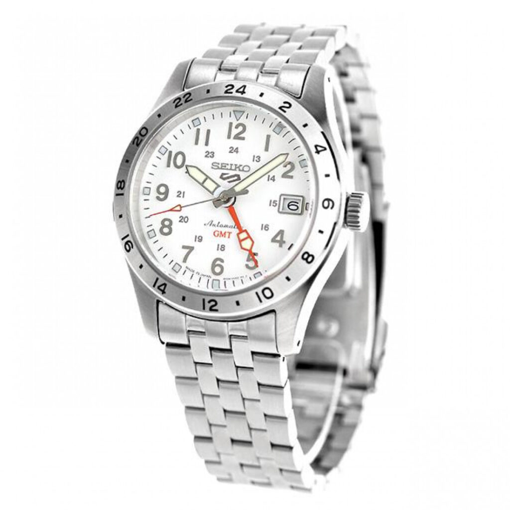 Seiko 5 Sports Field Street White GMT SBSC009 - Corvus