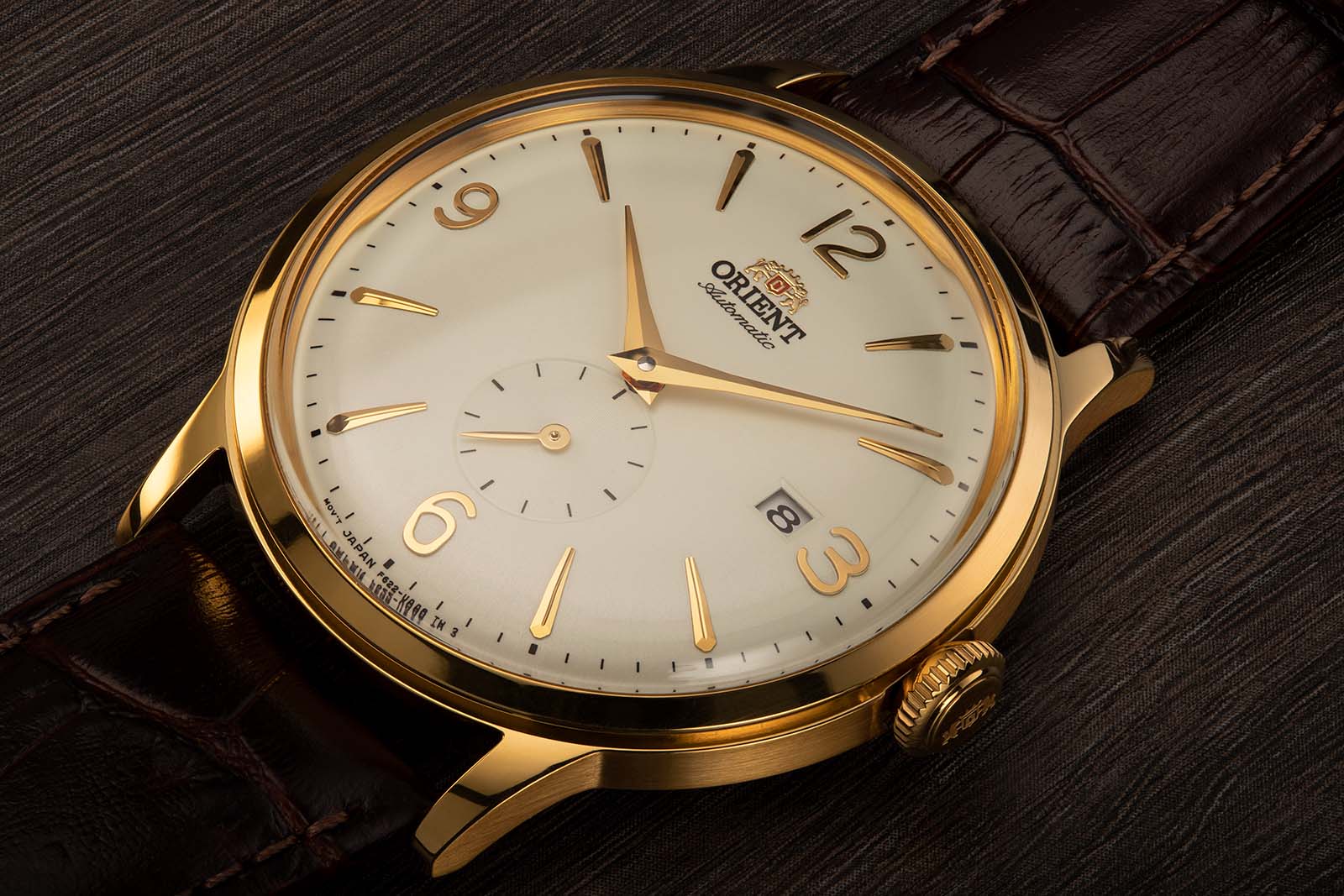 Orient Bambino Small Second Classic Gold RA-AP0004S10B