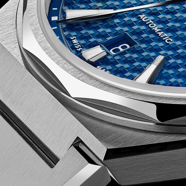 Christopher Ward The Twelve Automatico Nordic Blue 40mm