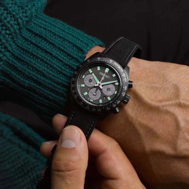 Seiko Prospex Speedtimer The Black Series Night Vision SSC923
