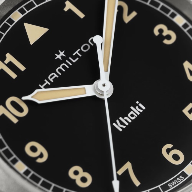 Hamilton Khaki Field Quartz Classico 33mm Preto H69301131