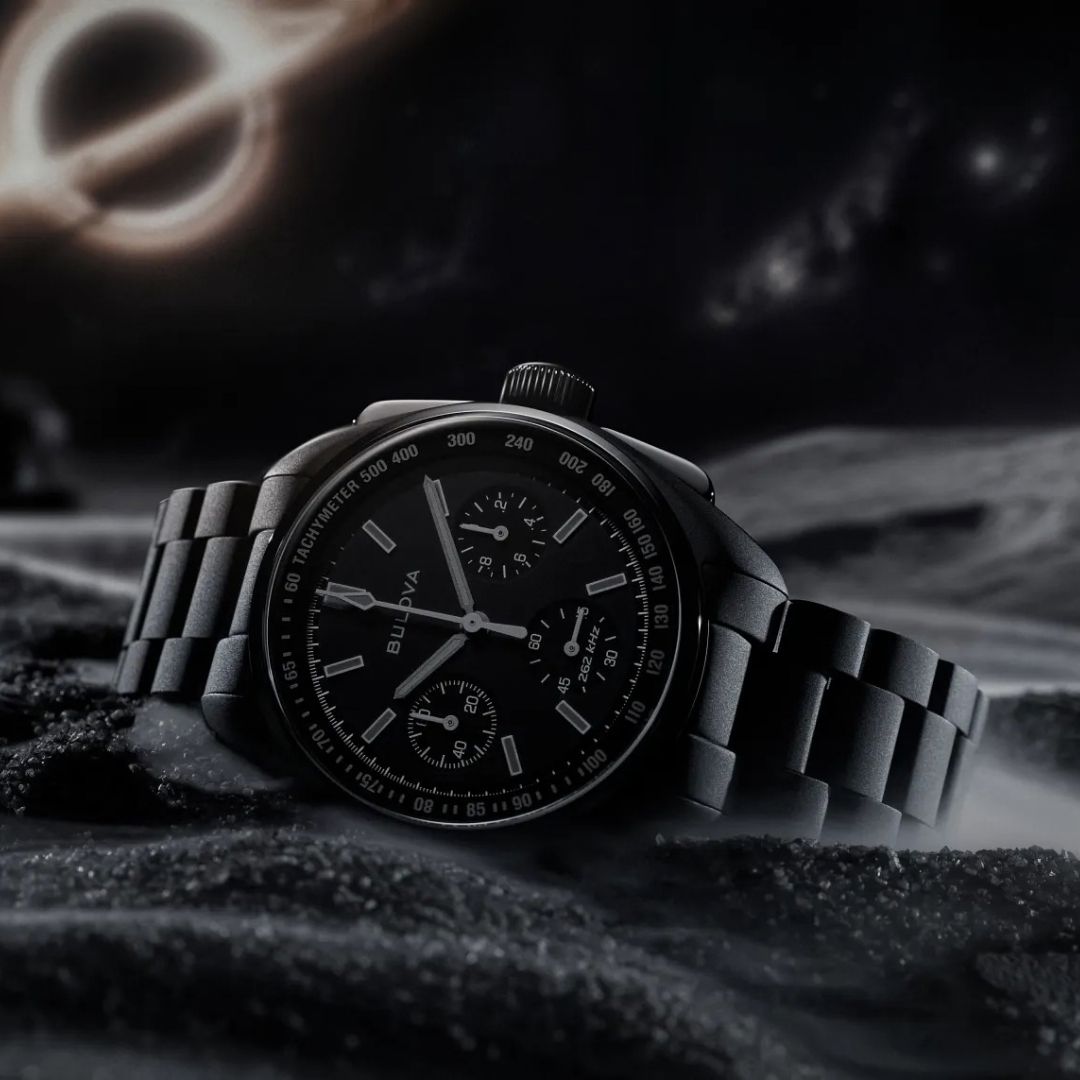 Bulova Lunar Pilot 41.2mm The Black Hole 98A335